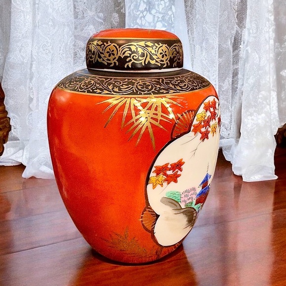 Vintage Japanese Kutani Porcelain Lidded Ginger Jar Tea Caddy - Picture 3 of 10